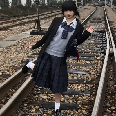 黑色西装西服上衣女秋冬jk格裙55