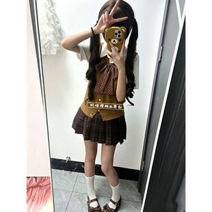 日系焦糖可颂JK制服格裙针织马甲棕色jk开衫校供白衬衫女学院套装