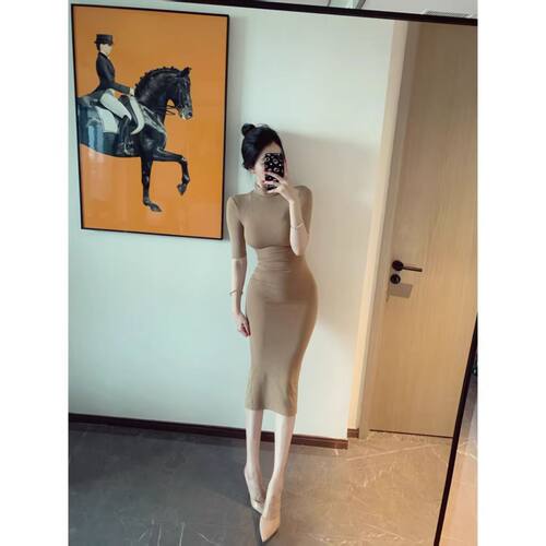 性感纯欲伪娘连衣裙半高领中袖后开叉包臀女装大佬反串连衣裙男娘