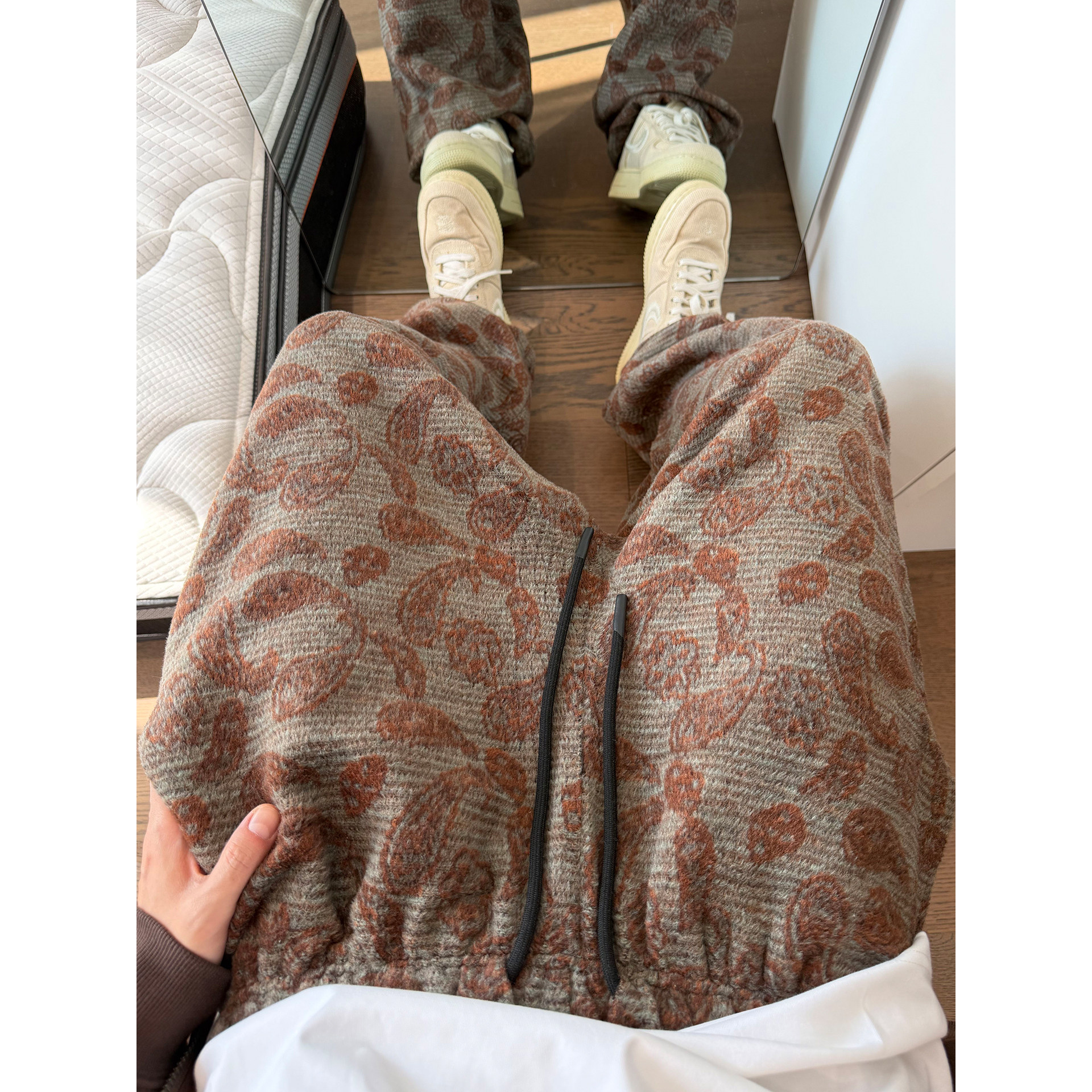 dannyandzee秋冬复古保暖撞色腰果花提花呢料保暖休闲裤束脚裤男