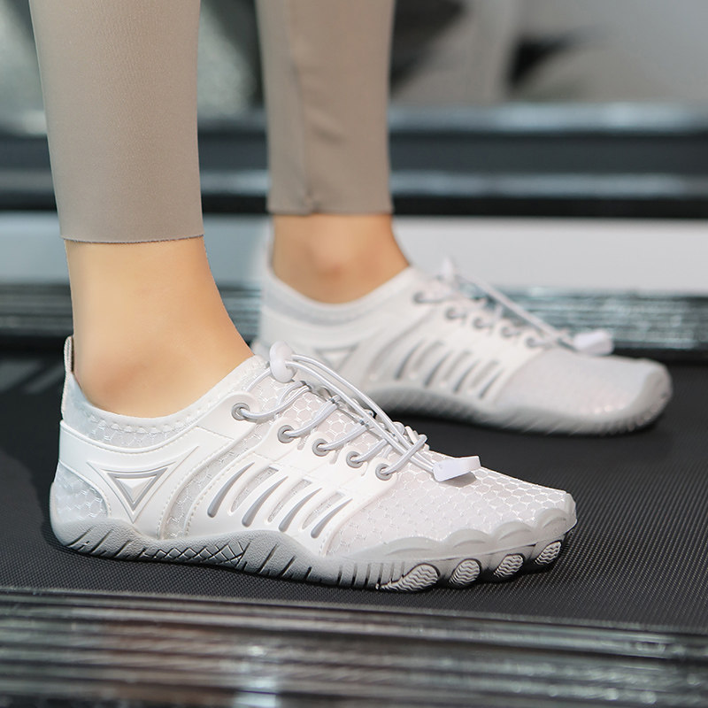 男女防滑透气室内训练鞋减震耐磨吸汗跑步机鞋轻便软底跳绳健身鞋