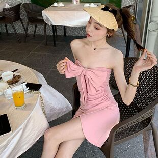 【4 种穿法】2023夏季甜辣时尚显瘦中裙性感修身挂脖抹胸连衣裙女