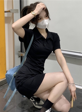 黑色polo领t恤连衣裙女夏季2022新款辣妹纯欲收腰紧身包臀短裙子