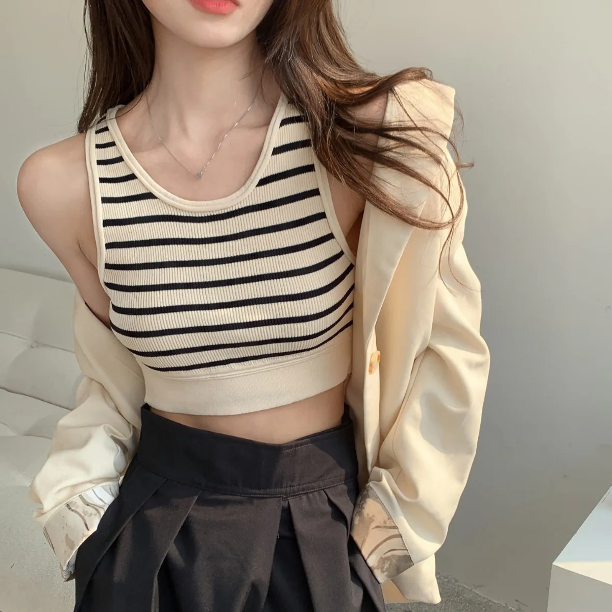 运动条纹针织吊带背心女装2025夏季辣妹紧身外穿性感打底衫上衣潮