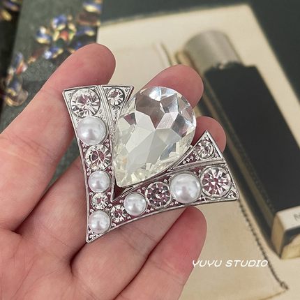 新日月同辉大爆闪珍珠钻纽扣金属装饰扣大衣外套扣子鞋帽辅料配件