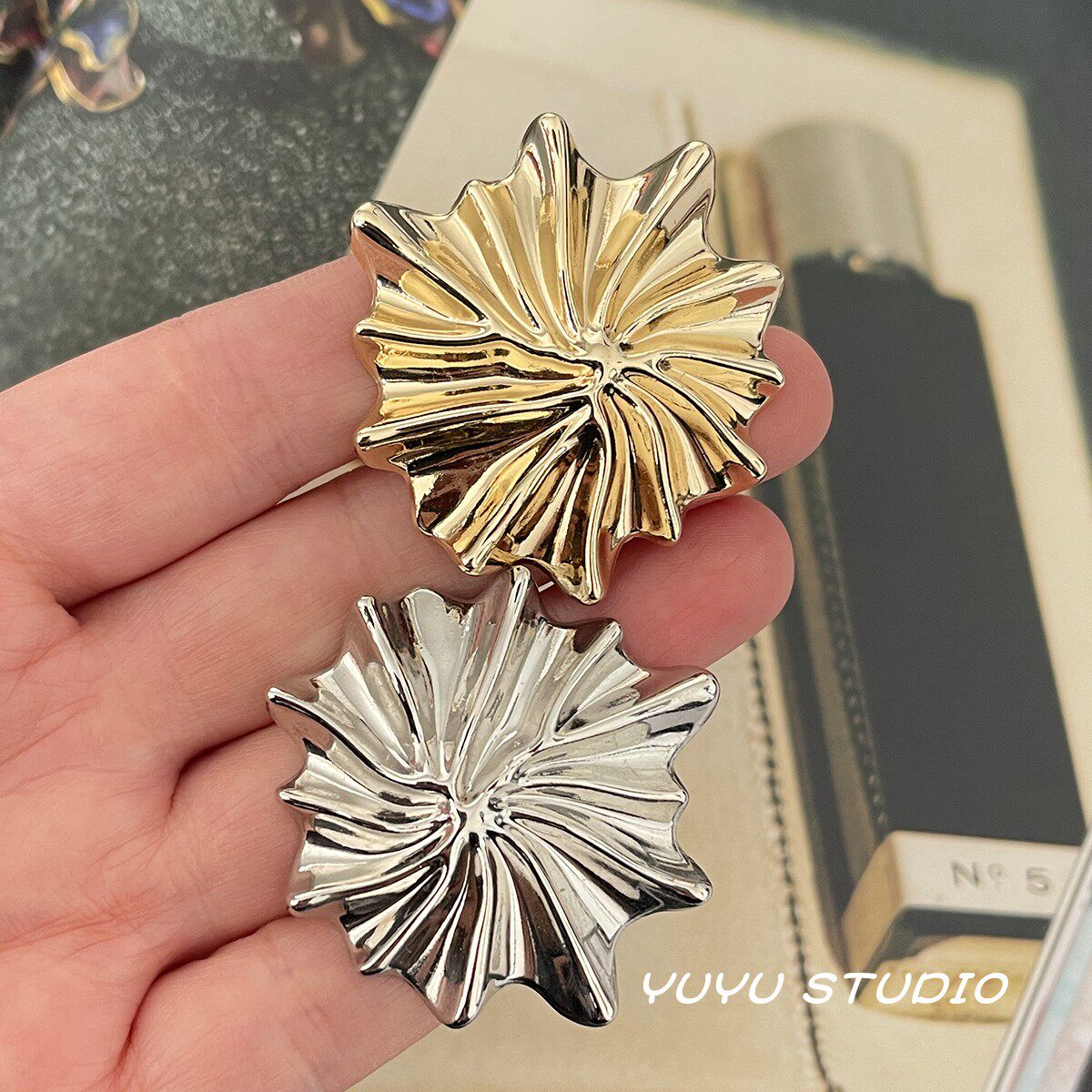 设计师款冷淡风扇形金属纽扣皮草大衣马甲装饰扣西服外套毛衣扣子