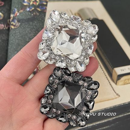 YUYU高档方形镶钻大扣子裘皮大衣皮草装饰扣西服外套鞋帽配件扣子