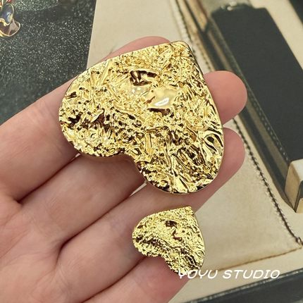 小香风褶皱面爱心金属纽扣羊绒大衣皮草装饰扣西服马甲外套毛衣扣