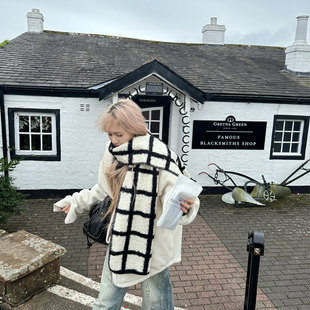 hucares自制「利物浦小姐」格子超大披肩围巾冬季大围巾保暖加厚