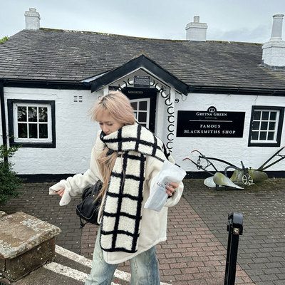 hucares自制「利物浦小姐」格子超大披肩围巾冬季大围巾保暖加厚