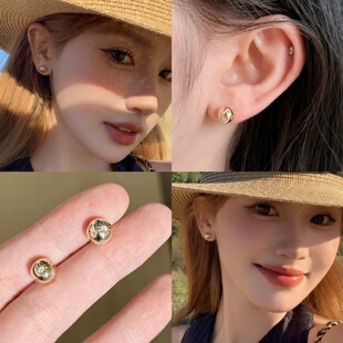 hucares「私物小金豆」日常最爱！耳钉简约小巧精致迷你小众设计