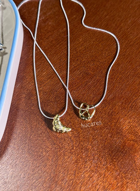hucares「可颂碱水」定制牛角包金银撞色项链简约小众锁骨链