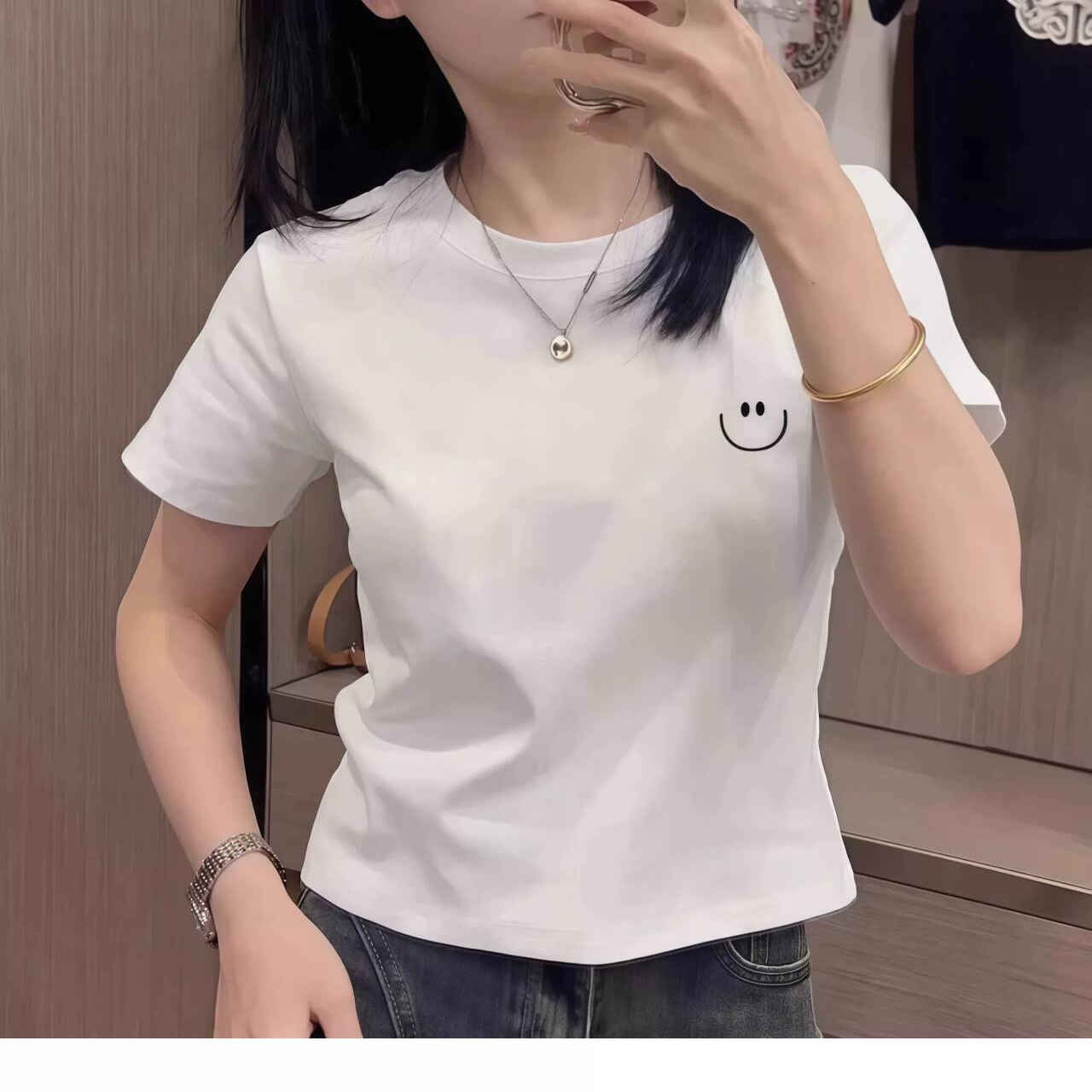 白色短袖t恤女夏2025新款正肩纯棉女士短款体恤独特漂亮掐腰上衣
