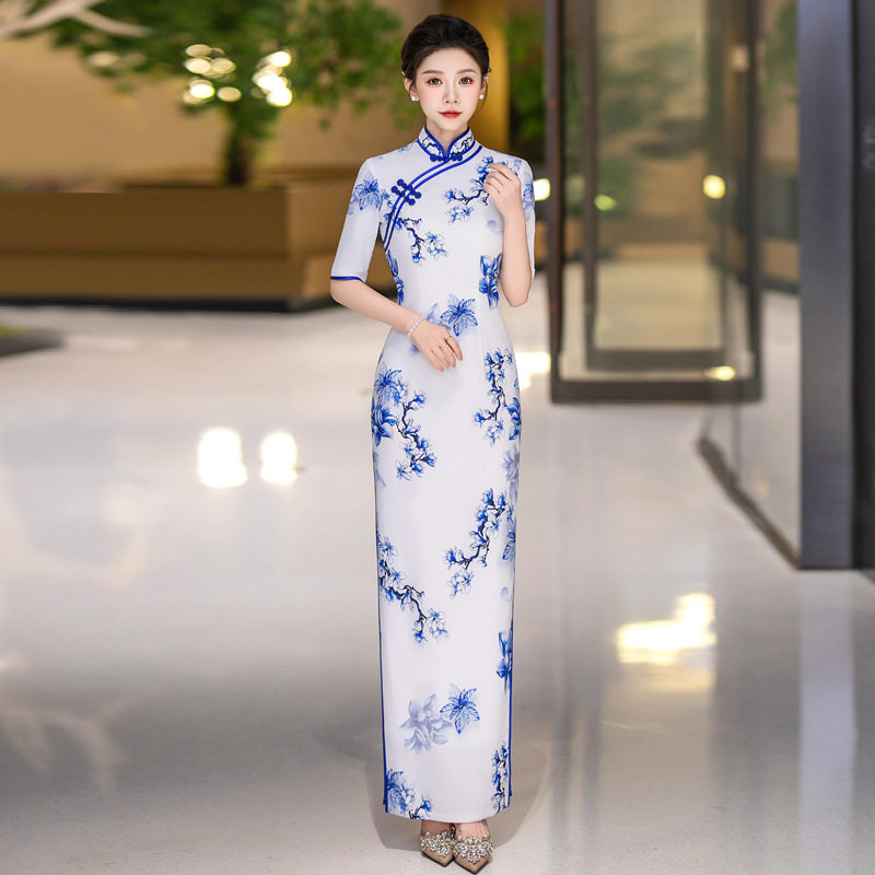 清新素雅旗袍中式改良版立领长裙青花瓷长旗袍显瘦年轻款日常可穿