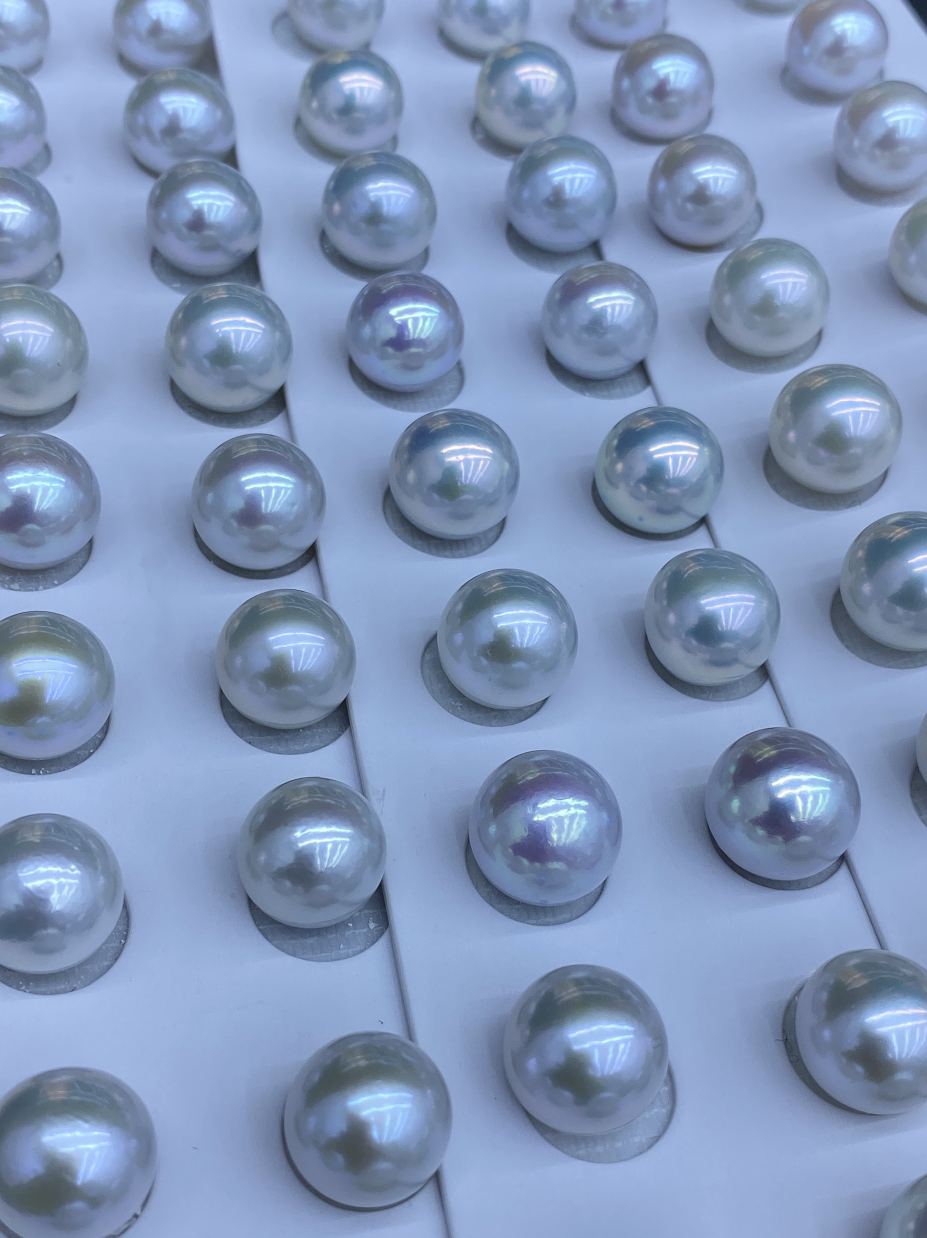 珍貅天然淡水爱迪生珍珠11-12mm近正圆面珠强冷光微调蓝血澳白色