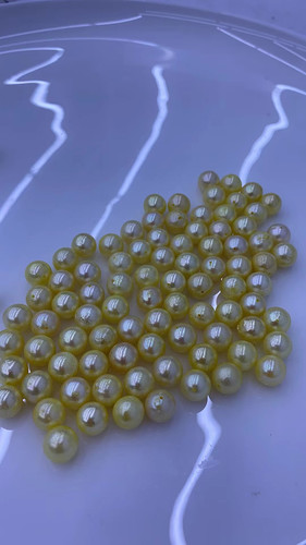 珍貅天然海水珍珠日本akoya羽皇金色8-9mm近圆微巴有瑕全孔小灯泡