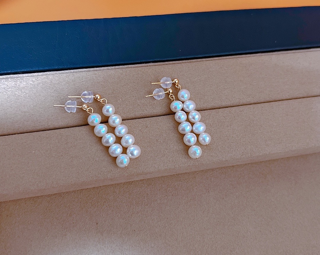 水之泪天然淡水珍珠5-6mm近正圆多珠耳钉五颗强光基本无瑕925银针