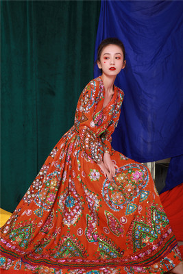 夏萨珑！曼达拉泰国摩洛印度阿拉手工钉珠波西米亚收腰孔雀连衣裙