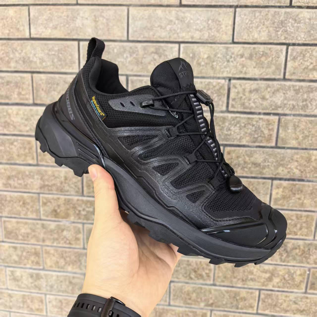 外贸订单秋冬季男士全防水户外鞋全地形登山徒步鞋越野鞋