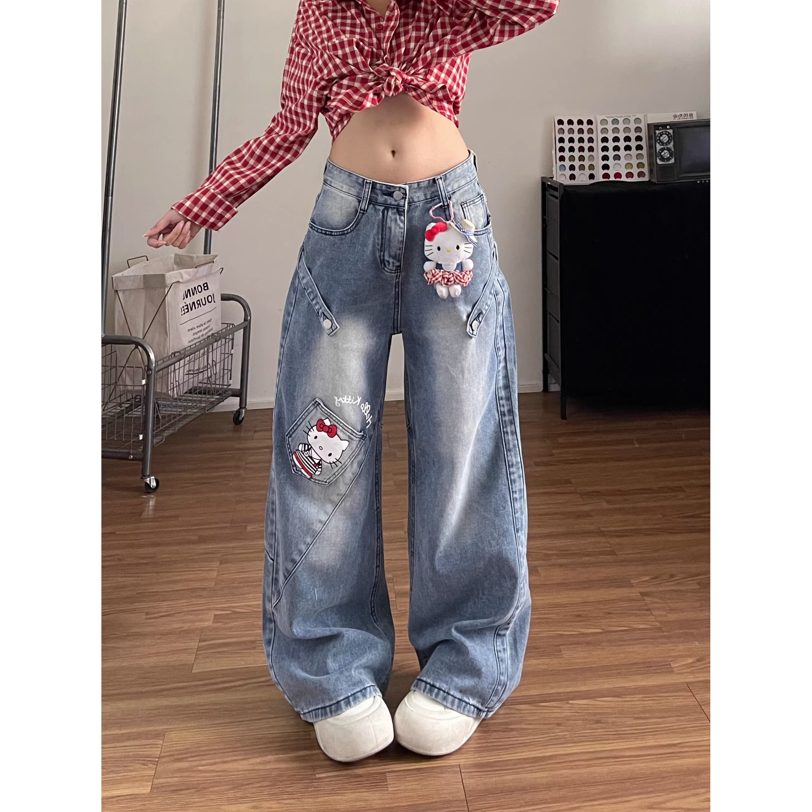 蓝色kitty印花牛仔裤裤子女款2026春季新款小众减龄阔腿裤工装裤