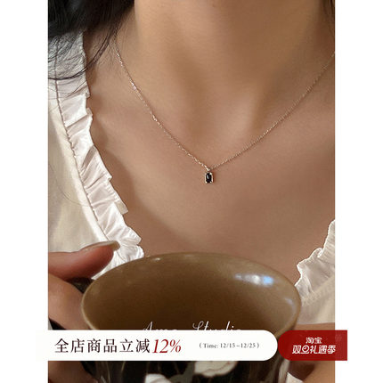 AMO迷你黑玛瑙项链女纯银高级感小众锁骨链2025新款简约百搭颈链