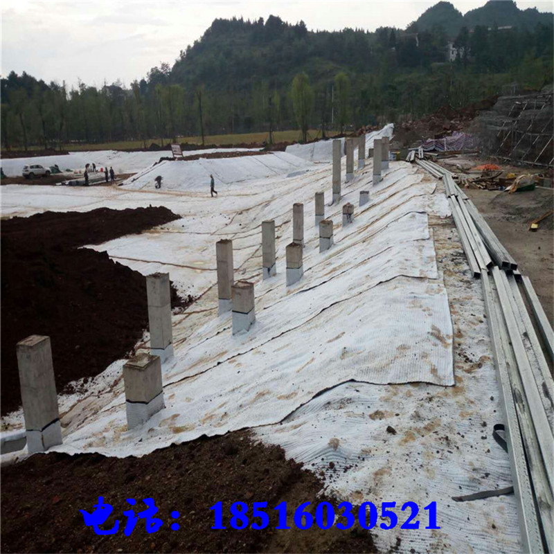 地下室水渠人工湖地下车库路基隔水护坡工程防渗用膨润土防水毯