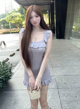 娇娇漫漫甜美温柔风方领连衣裙女夏季设计感小众修身显瘦包臀短裙