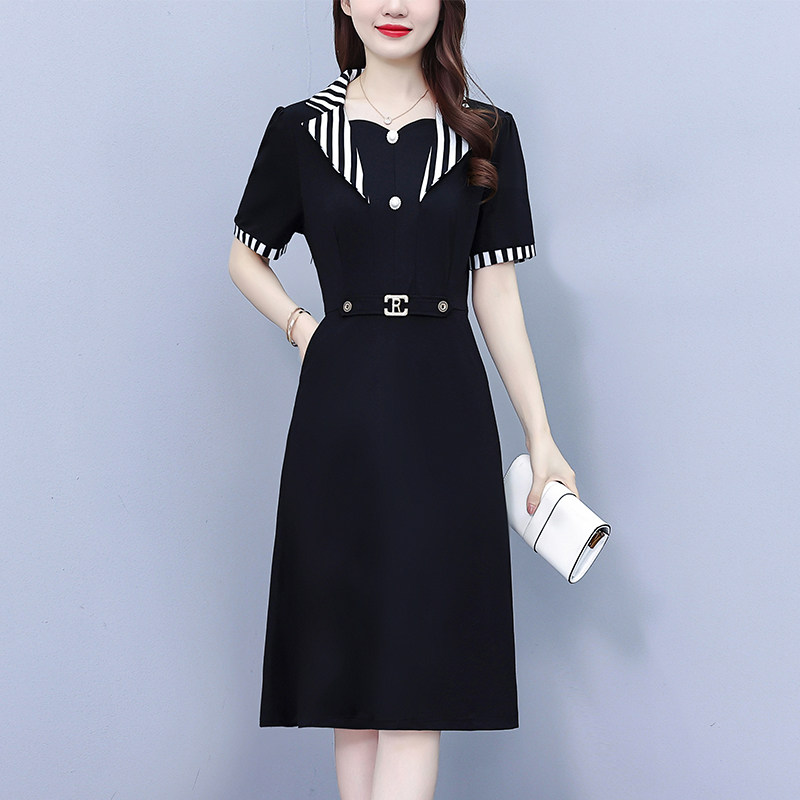 2026夏季新款大码女装条纹西服领拼色时尚气质显瘦中年妈妈连衣裙