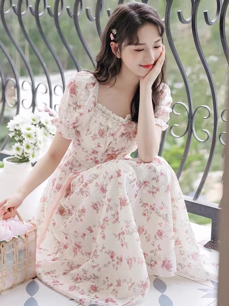 碎花裙子女夏季小众设计感法式小个子连衣裙仙气质超仙森系小清新