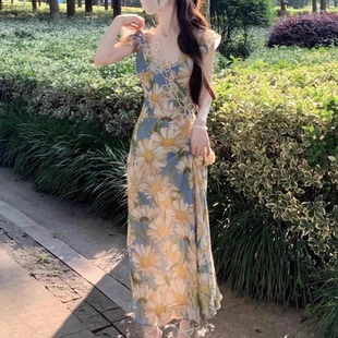 法式 2024新气质露肩小众设计甜美长裙子 小飞袖 碎花连衣裙子女夏季