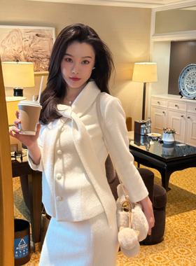 DUO智仙生 黑标 律政俏佳人 羊毛混纺 小香风围巾外套与半裙