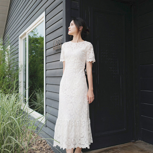 海伦复古风婚纱草坪婚礼敬酒服