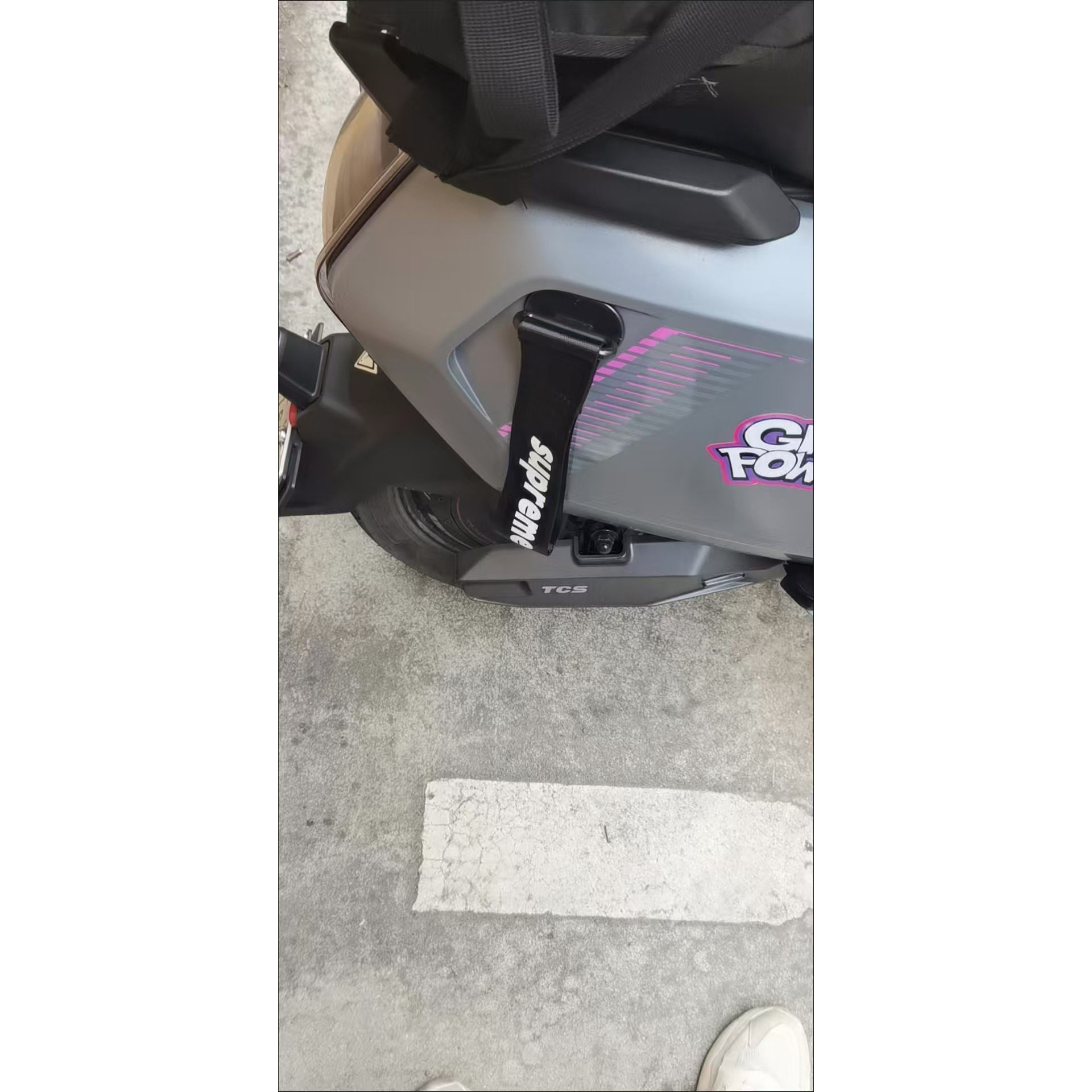 电动摩托车拖车绳改装保险前杠个其它加装/外饰/防护