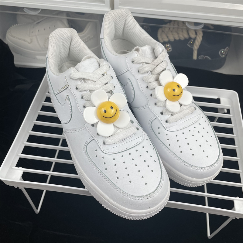af1空军一号笑脸花配饰