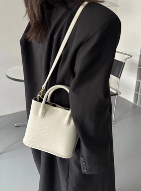 FBag 包包2024新款荔枝纹真皮手提包夏季时尚水桶包单肩斜挎包女