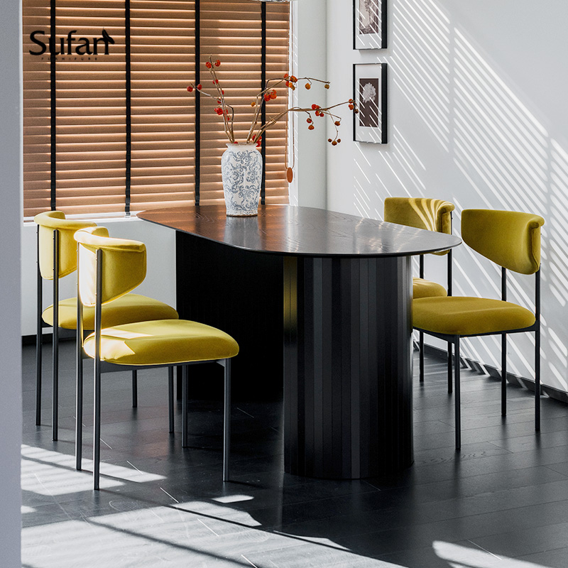 舒梵北欧木质现代轻奢网红餐桌