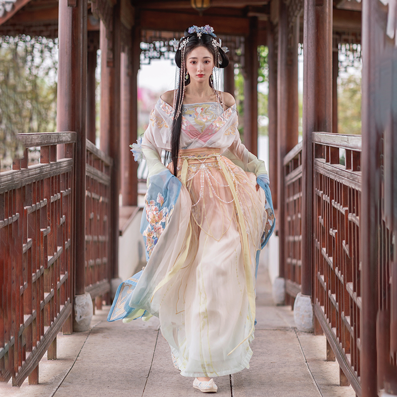 爆款原创南北朝古装汉服