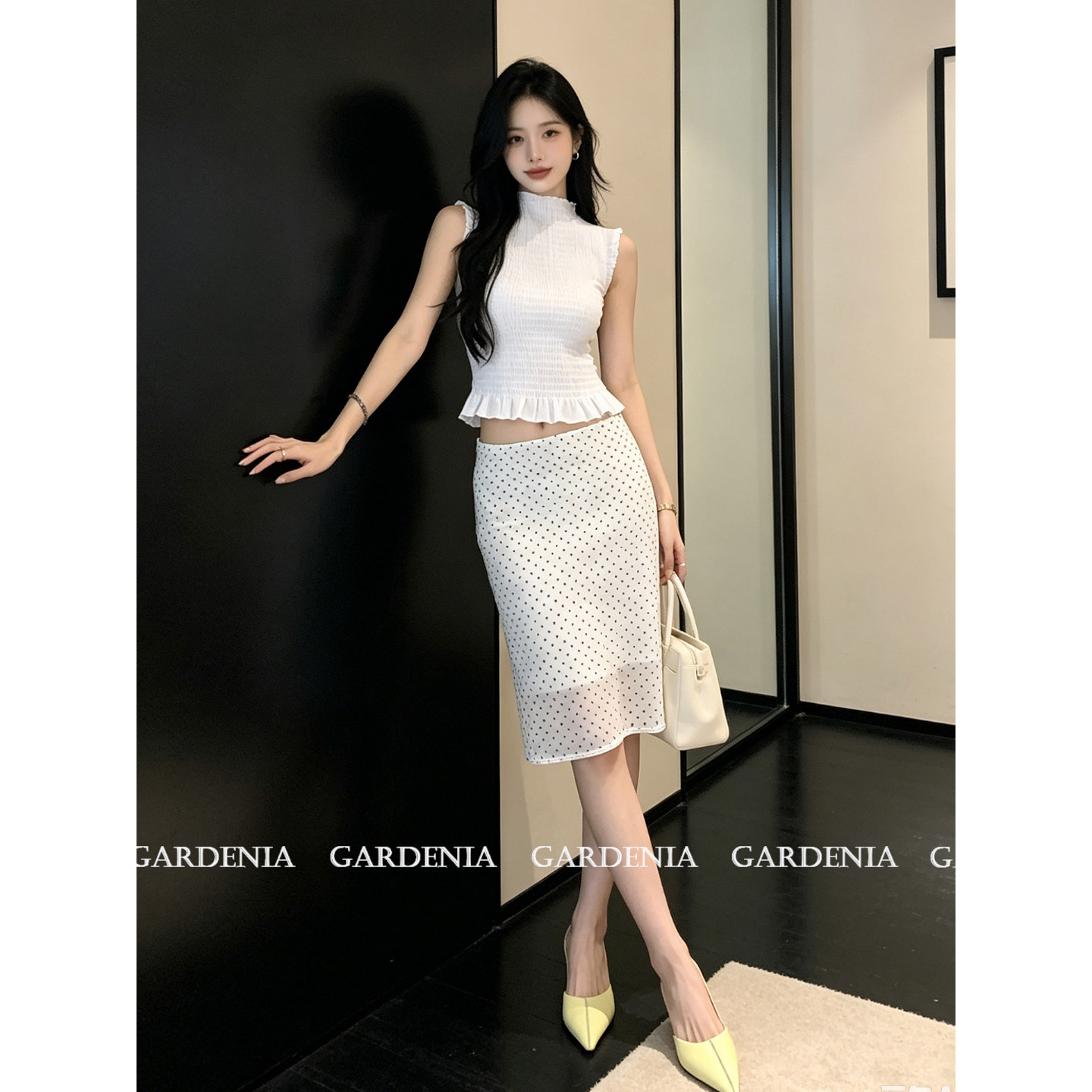 Gardenia 纯欲甜辣风白色打揽高领无袖背心女韩系波点半身裙套装