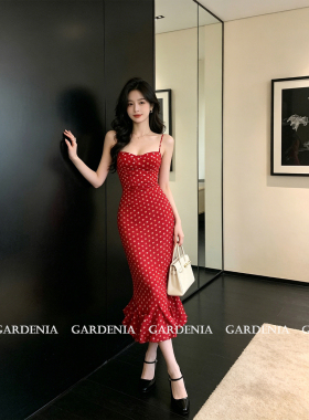 Gardenia 复古优雅风红色波点花苞鱼尾裙女法式高级感显瘦吊带裙