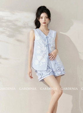 Gardenia 法式松弛感条纹系带马甲上衣女蓝色立体花朵A摆半裙套装