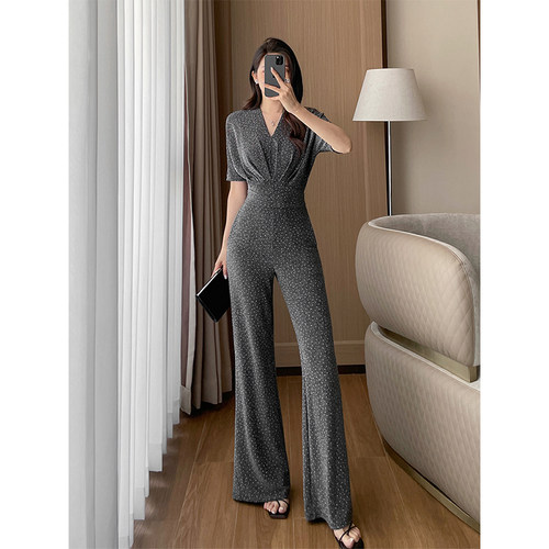 御姐范高级感连体裤夏季新款时尚亮丝烫钻V领短袖高腰薄款连衣裤