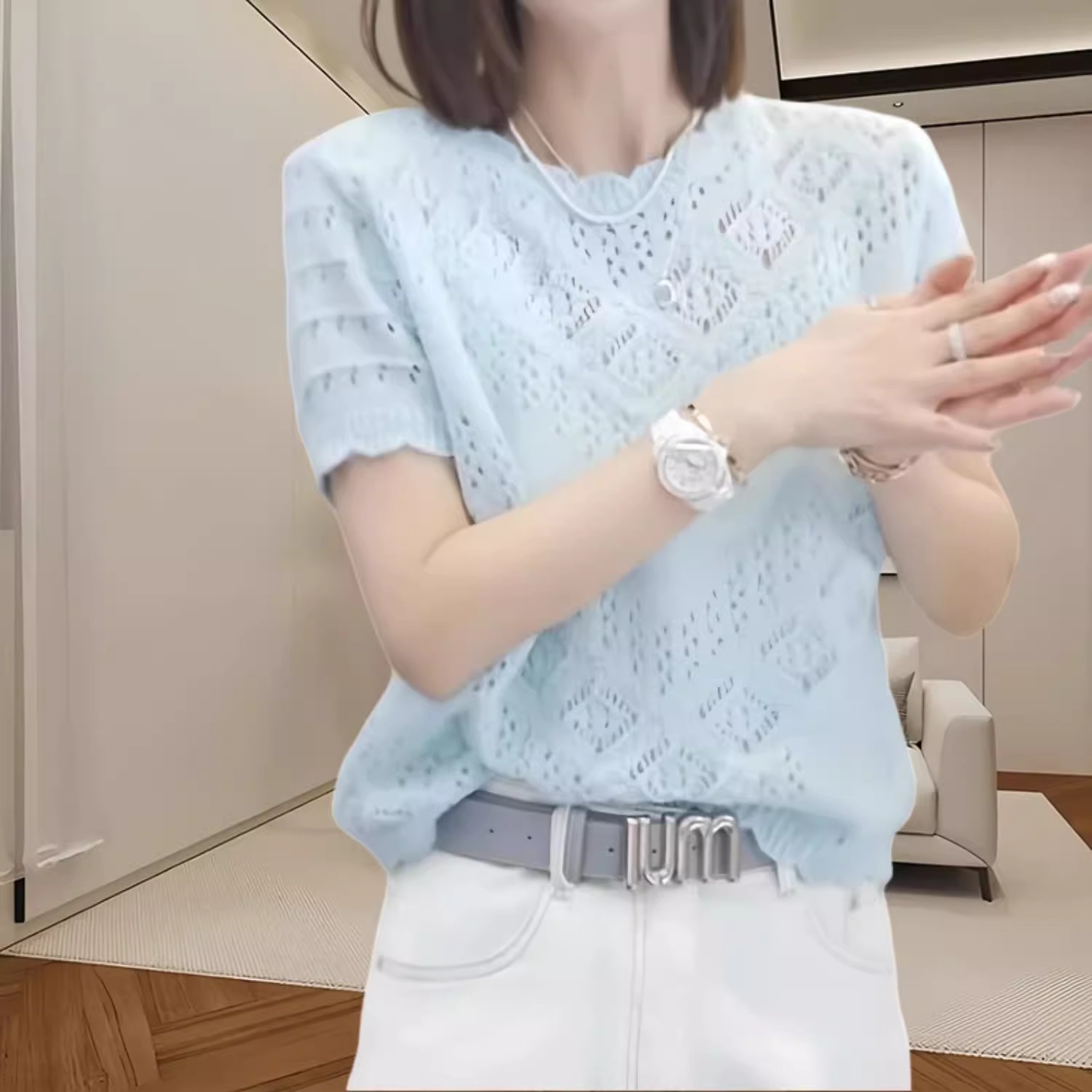 短袖圆领t恤女春夏新款套头镂空针织设计感上衣百搭气质洋气上衣