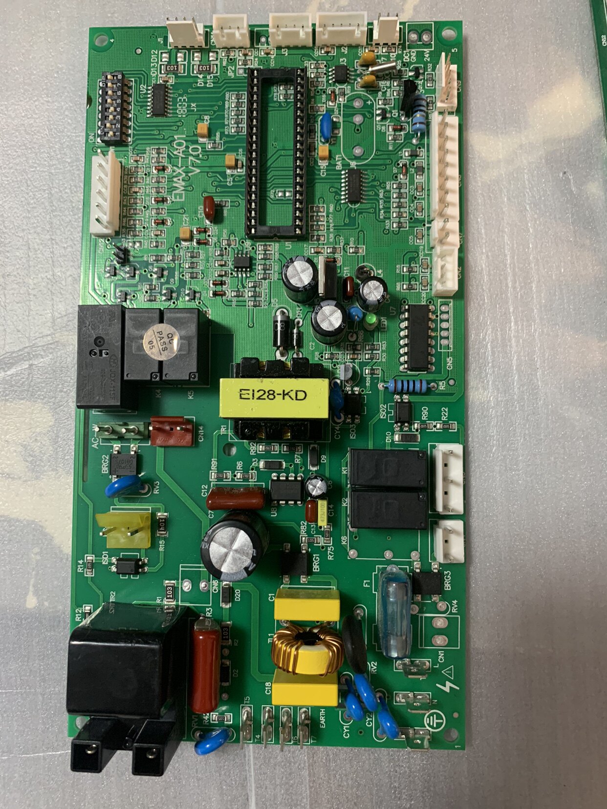 小松鼠壁挂炉c4b3主板不包含芯片乐天壁挂炉