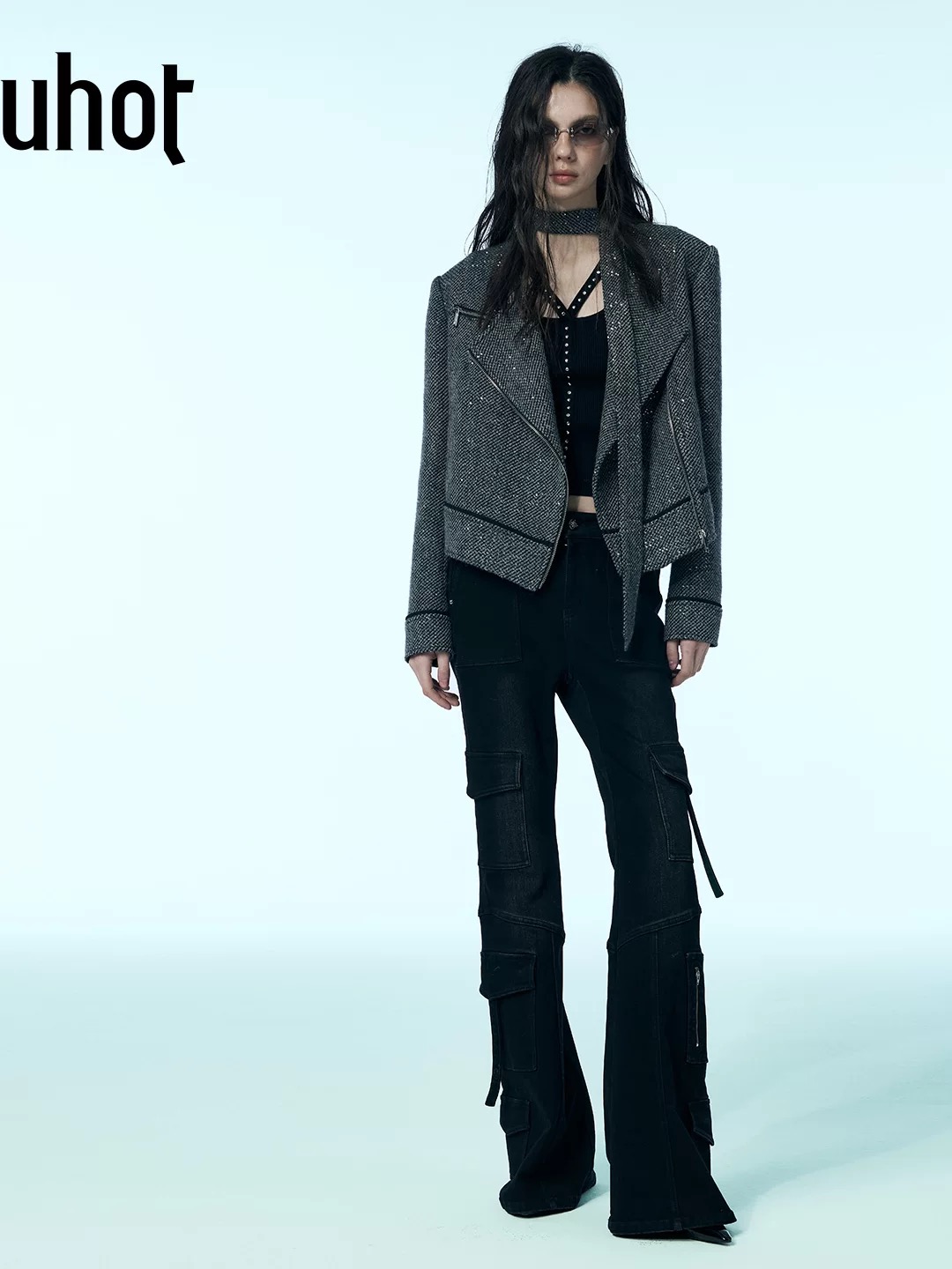 uhot/诱货黑灰色银葱短外套女设计感廓形外套可拆卸领袢UWWW2W250