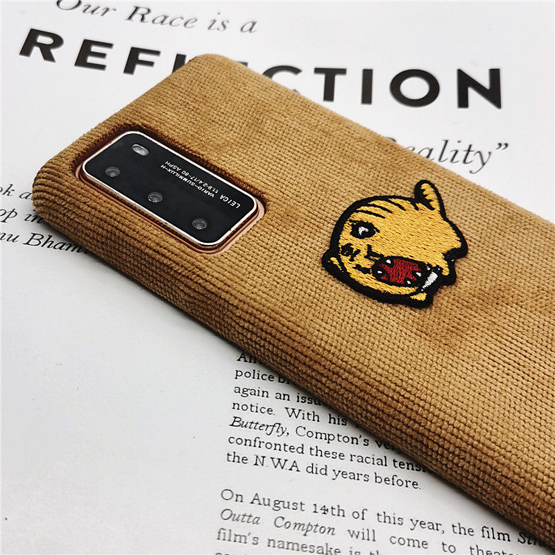 灯芯绒刺绣老虎适用于华为mate60pro/50/40/30手机壳P60/P50/P40/P30/nova11/109/