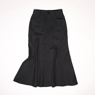 归己 精品人字呢 老钱风羊毛混纺鱼尾半身裙女后开叉秋冬搭配裙