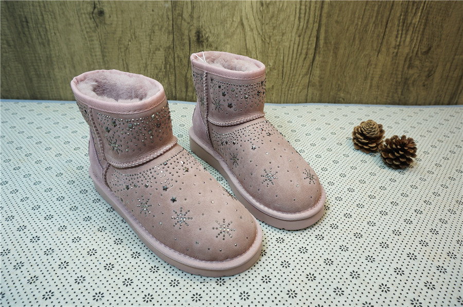 新款冬季真皮羊毛一体时尚雪地靴短筒靴水钻亮钻防滑女靴棉靴33-1,女鞋,时尚雪地靴,淘宝优惠券,粉丝福利购,淘宝优惠卷