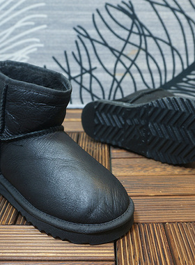 60-2瑕疵处理 真皮羊皮毛一体雪地靴 经典款 套筒短筒靴