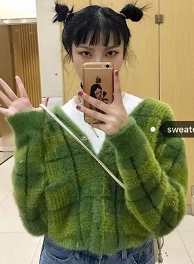 欧美鬼马少女加厚保暖貂绒毛衣