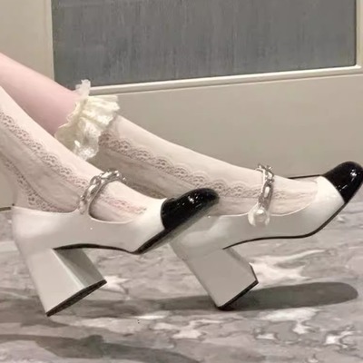 精致玛丽珍鞋女中跟黑白法式单鞋女漆皮小香风粗跟拼色高跟鞋